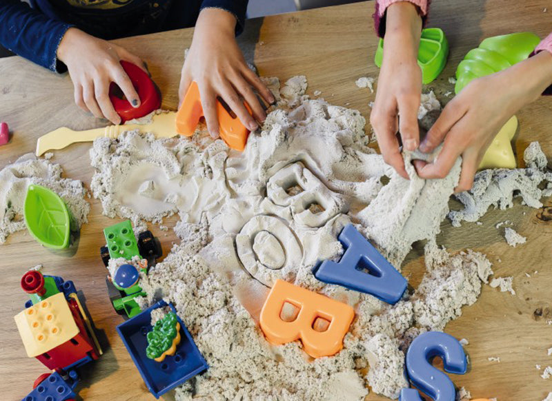 Zelf klei en speelzand maken? Supermakkelijk en helemaal natuurlijk!